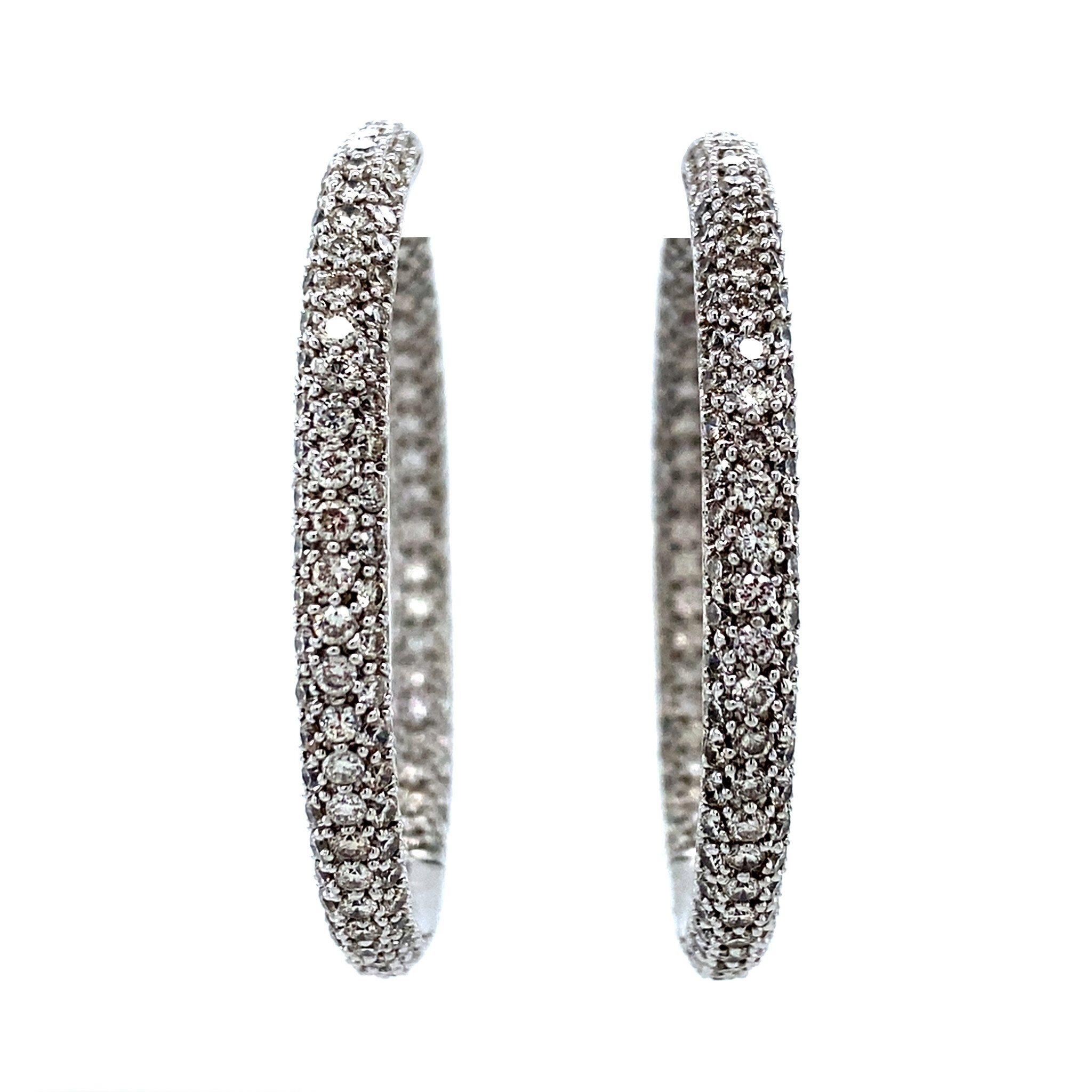 Witgouden oorringen met diamant 18 krt